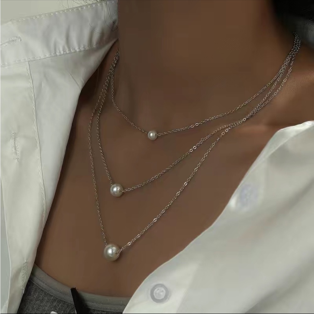 💚2 for $15💚 Faux Pearl 3-Tier Necklace